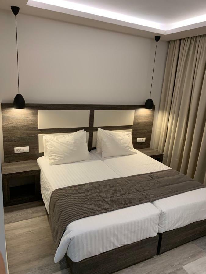 Abaton Luxury
